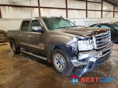 Czwarte zdjęcie samochodu z boku: 2013 GMC SIERRA K1500 SL VIN:3GTP2UEA9DG283629 - miniatura