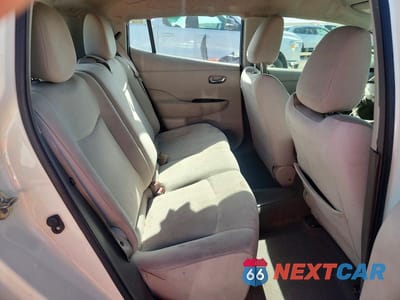 Zdjęcie 10 z 12 samochodu: 2012 NISSAN LEAF SV VIN:JN1AZ0CP9CT027044 - miniatura