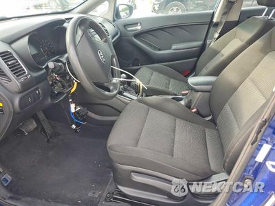 Zdjęcie 7 z 12 samochodu: 2017 KIA FORTE LX VIN:3KPFK4A70HE033607 - miniatura