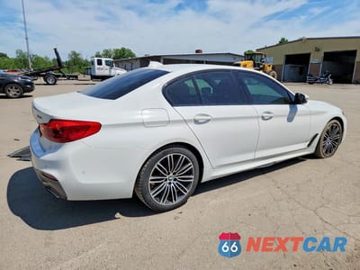 Trzecie zdjęcie samochodu z tyłu: 2020 BMW 540 XI VIN:WBAJS3C08LCE05666 - miniatura