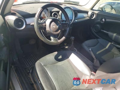 Zdjęcie 8 z 12 samochodu: 2013 MINI COOPER VIN:WMWSU3C58DT679961 - miniatura