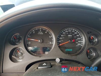 Zdjęcie 9 z 13 samochodu: 2014 CHEVROLET TAHOE K1500 LT VIN:1GNSKBE03ER153151 - miniatura