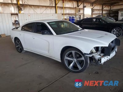Czwarte zdjęcie samochodu z boku: 2014 DODGE CHARGER SXT VIN:2C3CDXHGXEH359200 - miniatura