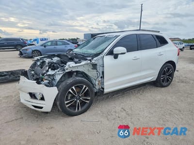 2021 VOLVO XC60 T5 MOMENTUM YV4102RK8M1793730 - główne zdjęcie licytacji z USA - miniatura