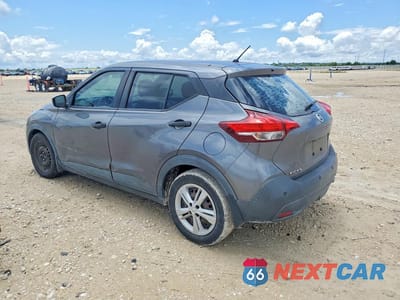 Drugie zdjęcie samochodu z przodu: 2020 NISSAN KICKS S VIN:3N1CP5BV8LL485710 - miniatura