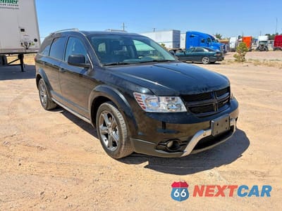 2017 DODGE JOURNEY CROSSROAD 3C4PDDGG4HT553469 - główne zdjęcie licytacji z USA - miniatura