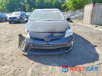 Piąte zdjęcie samochodu w środku: 2014 TOYOTA PRIUS TWO VIN:JTDKN3DU6E0381241 - miniatura