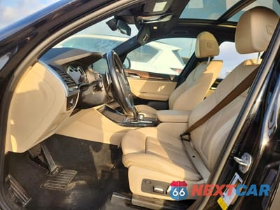Zdjęcie 7 z 12 samochodu: 2019 BMW X3 SDRIVE30I VIN:5UXTR7C5XKLE97340 - miniatura