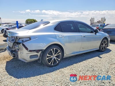 Trzecie zdjęcie samochodu z tyłu: 2022 TOYOTA CAMRY LE VIN:4T1C31AK5NU576592 - miniatura