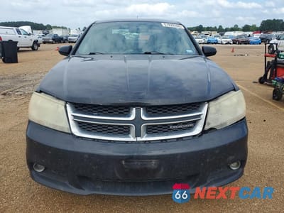 Piąte zdjęcie samochodu w środku: 2011 DODGE AVENGER VIN:1B3BD2FG6BN574736 - miniatura