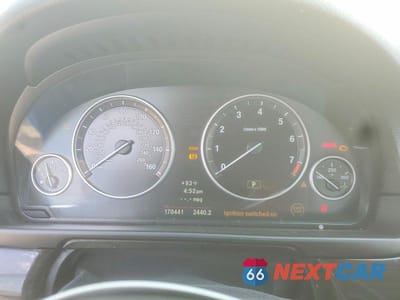 Zdjęcie 9 z 12 samochodu: 2012 BMW 528 I VIN:WBAXG5C51CDX03874 - miniatura