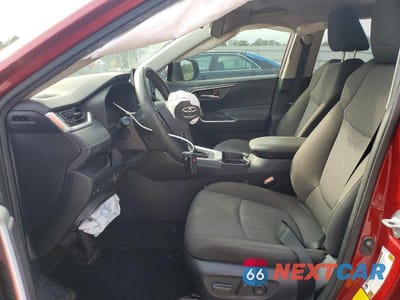 Zdjęcie 7 z 13 samochodu: 2020 TOYOTA RAV4 XLE VIN:JTMW1RFV3LD054971 - miniatura
