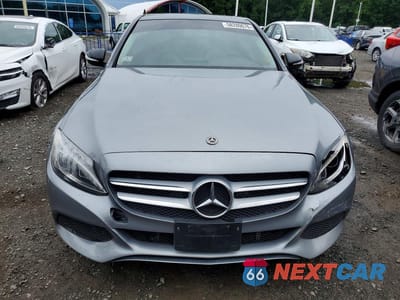 Piąte zdjęcie samochodu w środku: 2015 MERCEDES-BENZ C 300 4MATIC VIN:55SWF4KB7FU005347 - miniatura