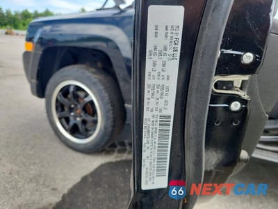 Zdjęcie 12 z 12 samochodu: 2015 JEEP PATRIOT SPORT VIN:1C4NJRBB3FD411402 - miniatura