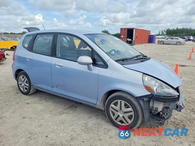 Czwarte zdjęcie samochodu z boku: 2008 HONDA FIT VIN:JHMGD38468S046832 - miniatura