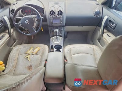 Zdjęcie 8 z 14 samochodu: 2011 NISSAN ROGUE S VIN:JN8AS5MT9BW159121 - miniatura