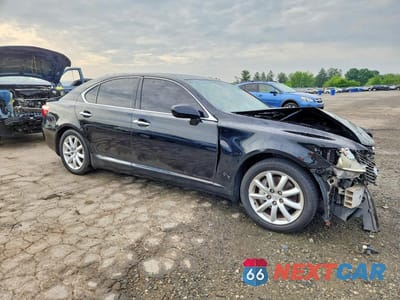 Czwarte zdjęcie samochodu z boku: 2008 LEXUS LS 460 VIN:JTHBL46F485063683 - miniatura