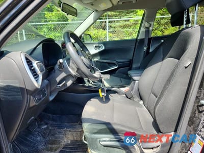 Zdjęcie 7 z 12 samochodu: 2020 KIA SOUL LX VIN:KNDJ23AUXL7705577 - miniatura