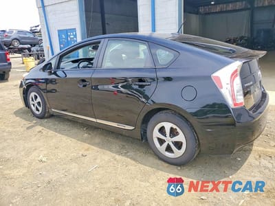 Drugie zdjęcie samochodu z przodu: 2015 TOYOTA PRIUS FOUR VIN:JTDKN3DU3F1908664 - miniatura