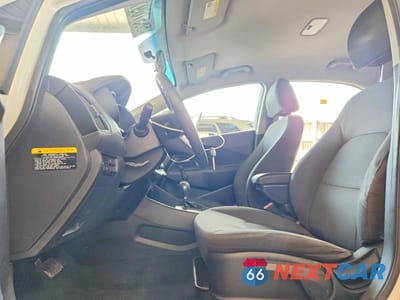 Zdjęcie 7 z 12 samochodu: 2013 KIA RIO LX VIN:KNADM5A36D6236020 - miniatura