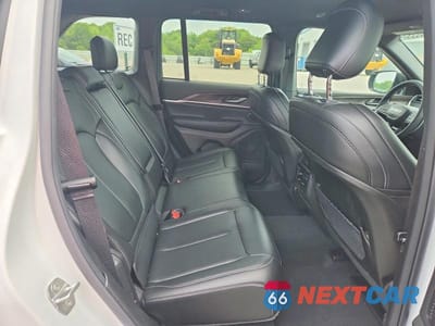 Zdjęcie 11 z 13 samochodu: 2026 JEEP GRAND CHEROKEE LIMITED VIN:1C4RJHBR0TC261887 - miniatura