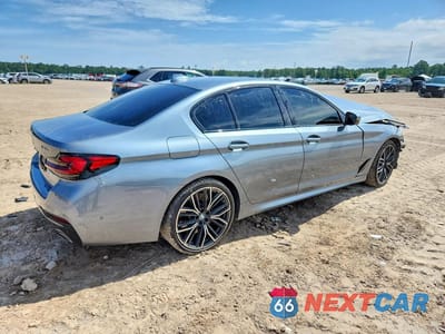 Trzecie zdjęcie samochodu z tyłu: 2021 BMW 540 I VIN:WBA53BJ02MWX04420 - miniatura