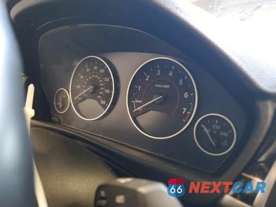 Zdjęcie 9 z 13 samochodu: 2018 BMW 340 XI VIN:WBA8B7G54JNU95098 - miniatura