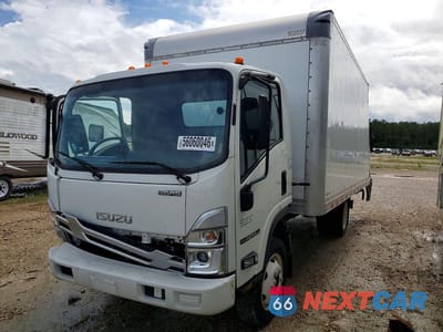 2025 ISUZU NPR HD BOX TRUCK 54DC4W1D6SS207534 - główne zdjęcie licytacji z USA - miniatura