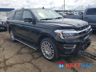 Czwarte zdjęcie samochodu z boku: 2023 FORD EXPEDITION LIMITED VIN:1FMJU2A86PEA63024 - miniatura