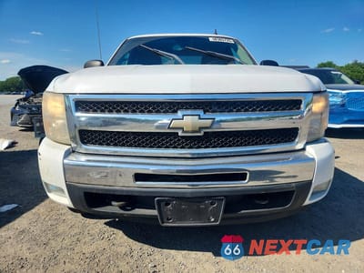 Piąte zdjęcie samochodu w środku: 2011 CHEVROLET SILVERADO 1500 VIN:1GCRKSE31BZ124017 - miniatura