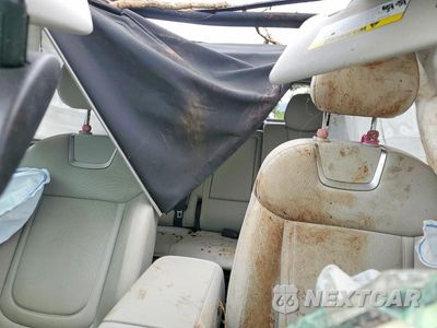 Zdjęcie 10 z 13 samochodu: 2023 HYUNDAI TUCSON LIMITED VIN:KM8JECA13PU127306 - miniatura