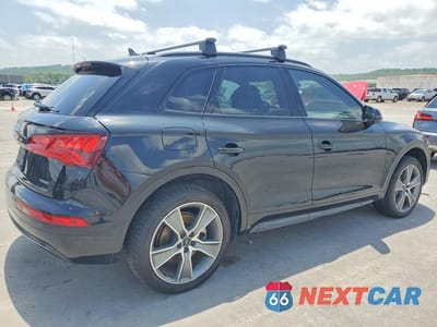 Trzecie zdjęcie samochodu z tyłu: 2019 AUDI Q5 PRESTIGE VIN:WA1CNAFY1K2019868 - miniatura