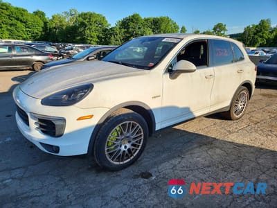 2016 PORSCHE CAYENNE SE HYBRID WP1AE2A21GLA58031 - główne zdjęcie licytacji z USA - miniatura