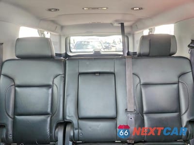 Zdjęcie 10 z 13 samochodu: 2015 CHEVROLET SUBURBAN K1500 LT VIN:1GNSKJKC7FR277711 - miniatura