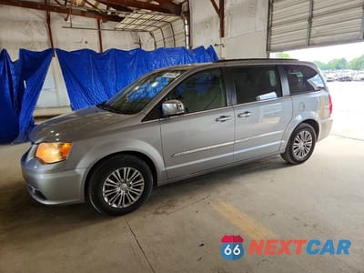 2015 CHRYSLER TOWN & COUNTRY TOURING L 2C4RC1CG4FR506488 - główne zdjęcie licytacji z USA - miniatura