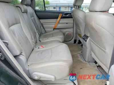 Zdjęcie 11 z 14 samochodu: 2010 TOYOTA HIGHLANDER HYBRID LIMITED VIN:JTEJW3EHXA2040610 - miniatura