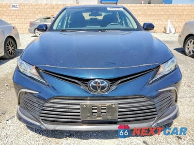 Piąte zdjęcie samochodu w środku: 2021 TOYOTA CAMRY LE VIN:4T1C11AKXMU576141 - miniatura