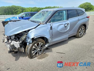 2021 TOYOTA HIGHLANDER XLE 5TDGZRBH9MS108535 - główne zdjęcie licytacji z USA - miniatura