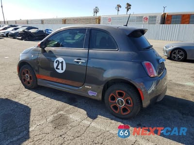 Drugie zdjęcie samochodu z przodu: 2015 FIAT 500 ELECTRIC VIN:3C3CFFGE5FT749795 - miniatura