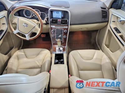 Zdjęcie 8 z 12 samochodu: 2012 VOLVO XC60 T6 VIN:YV4902DZ9C2269535 - miniatura