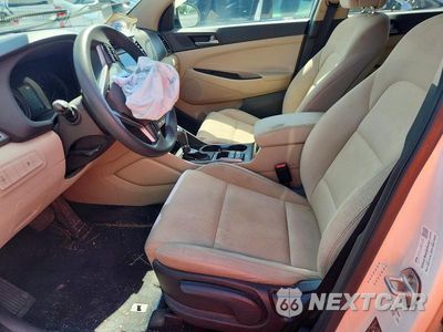 Zdjęcie 7 z 13 samochodu: 2017 HYUNDAI TUCSON SE VIN:KM8J23A43HU501577 - miniatura