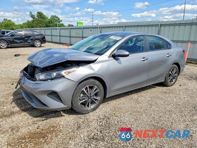 2024 KIA FORTE LXS 3KPF24AD8RE715500 - główne zdjęcie licytacji z USA - miniatura