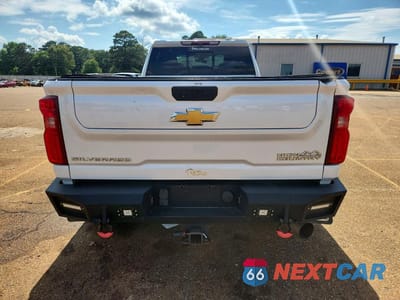 Zdjęcie 6 z 12 samochodu: 2022 CHEVROLET SILVERADO K3500 HIGH COUNTRY VIN:1GC4YVEY2NF193892 - miniatura