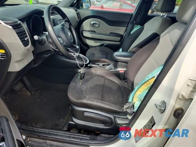 Zdjęcie 7 z 13 samochodu: 2018 KIA SOUL BASE VIN:KNDJN2A20J7618669 - miniatura