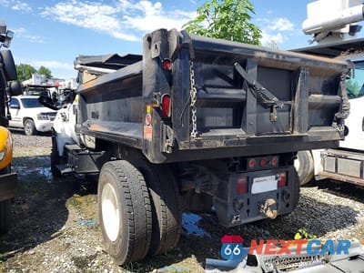 Trzecie zdjęcie samochodu z tyłu: 2025 FORD F750 SUPER DUTY DUMP TRUCK VIN:1FDNF7AN2SDF09196 - miniatura
