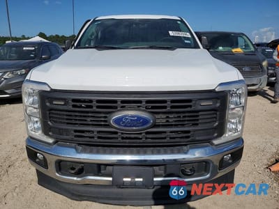 Piąte zdjęcie samochodu w środku: 2023 FORD F350 SUPER DUTY VIN:1FT8W3BA9PED63757 - miniatura