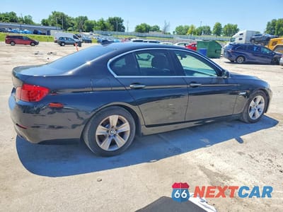Trzecie zdjęcie samochodu z tyłu: 2012 BMW 528 XI VIN:WBAXH5C50CDW10521 - miniatura