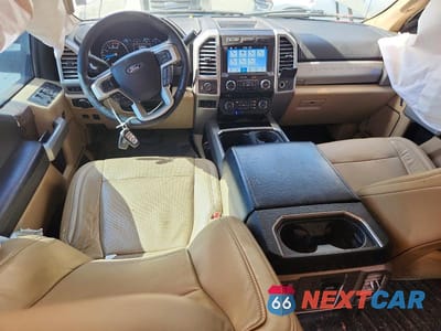 Zdjęcie 8 z 13 samochodu: 2017 FORD F350 SUPER DUTY VIN:1FT8W3BT5HEC84265 - miniatura