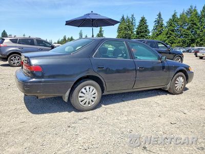 Trzecie zdjęcie samochodu z tyłu: 1999 TOYOTA CAMRY LE VIN:4T1BG22K3XU490740 - miniatura