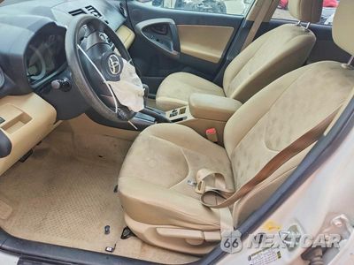 Zdjęcie 7 z 13 samochodu: 2011 TOYOTA RAV4 BASE VIN:2T3ZF4DV4BW081215 - miniatura